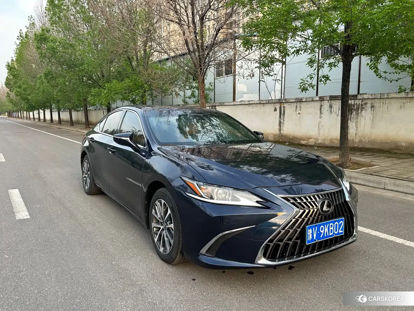 Lexus ES id 4515509 из Китая 8