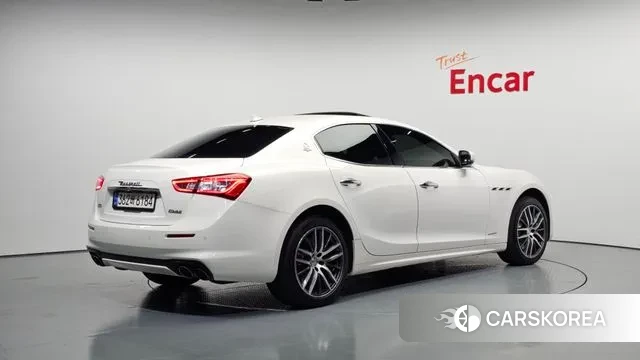 Maserati Ghibli id 3336315 из Кореи 12