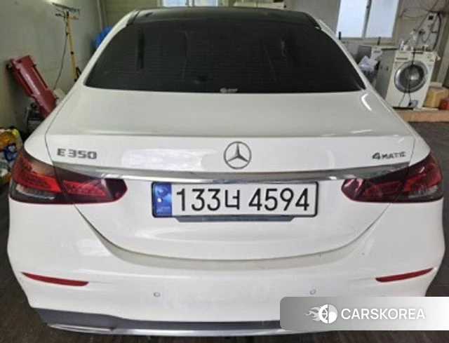 Mercedes-Benz E-Class W213 2022 Белый из Кореи, фото 2