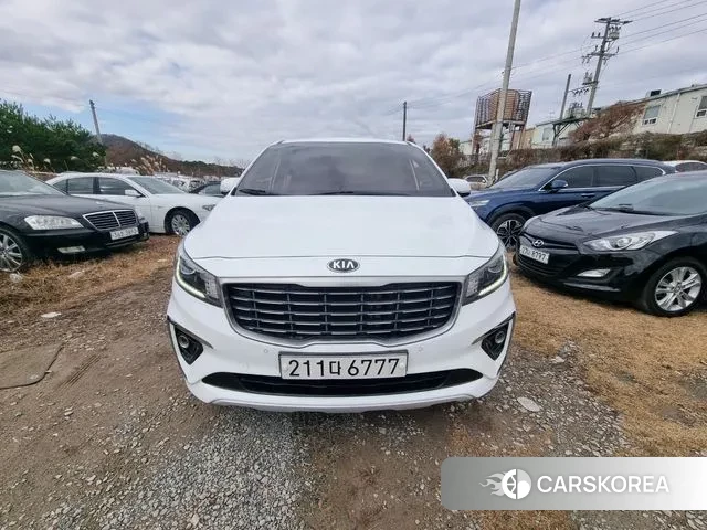 Kia The New Carnival id 2211914 из Кореи 10