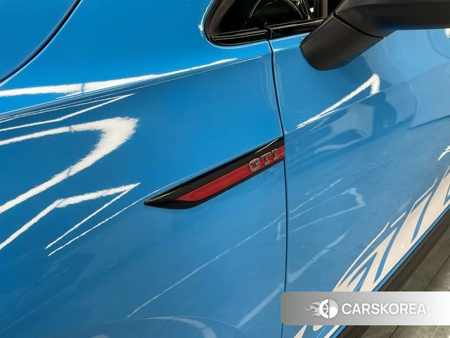 Volkswagen Golf GTI id 4297961 из Китая 12