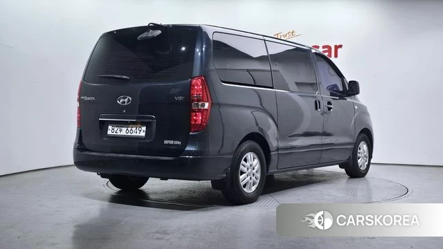 Hyundai The New Grand Starex id 3867341 из Кореи 11