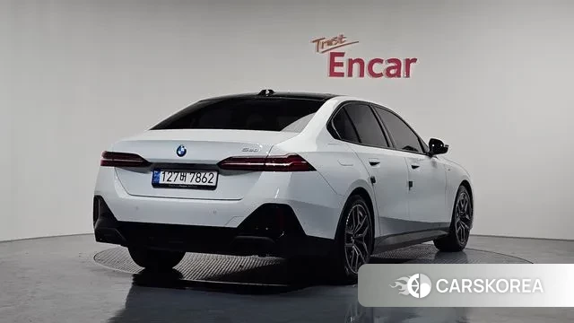 BMW 5 Series (G60) id 3383090 из Кореи 12