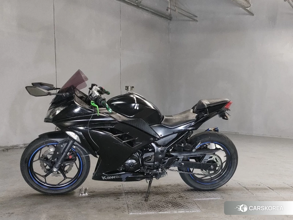 Проданный Kawasaki NINJA 250 2015 из Японии, фото 2