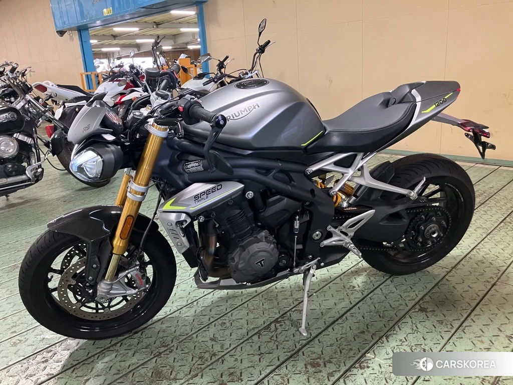 Проданный Triumph SPEED TRIPLE RS 2021 из Японии, фото 2