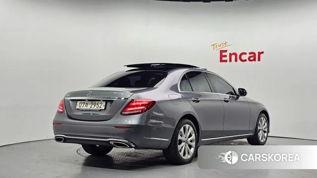 Mercedes-Benz E-Class W213 id 4496679 из Кореи 12