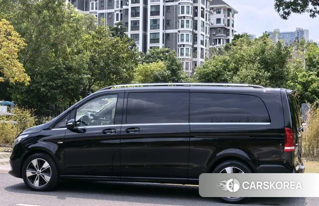 Mercedes-Benz V-class id 4278114 из Китая 12