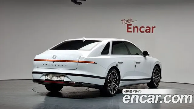 Hyundai Grandeur (GN7) id 2671035 из Кореи 12