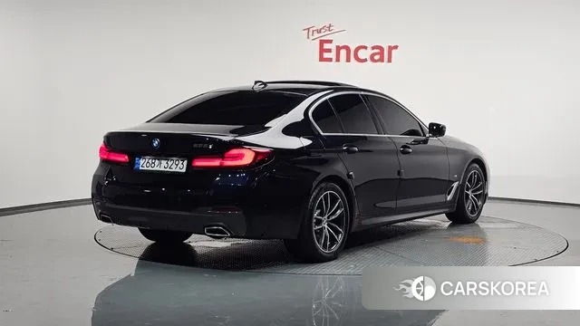 BMW 5 Series (G30) id 3032007 из Кореи 12