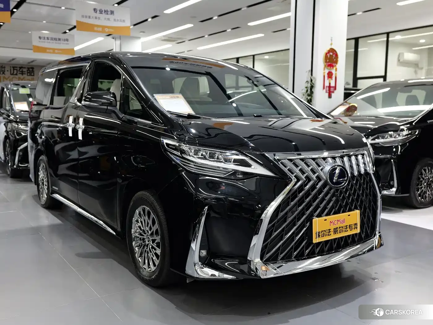 Lexus LM 2023 Черный из Китая, фото 3