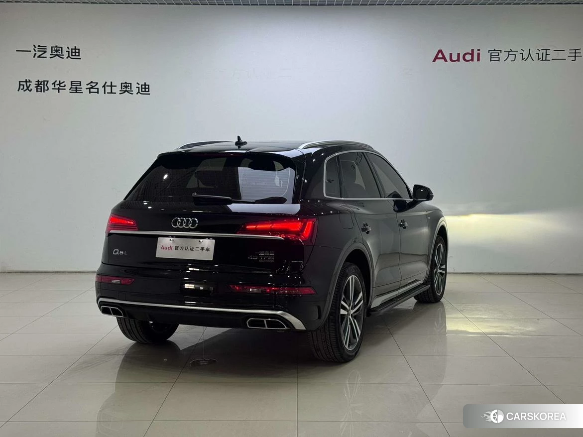 Audi Q5L id 4479423 из Китая 8