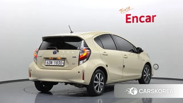Toyota Prius C id 3259291 из Кореи 12