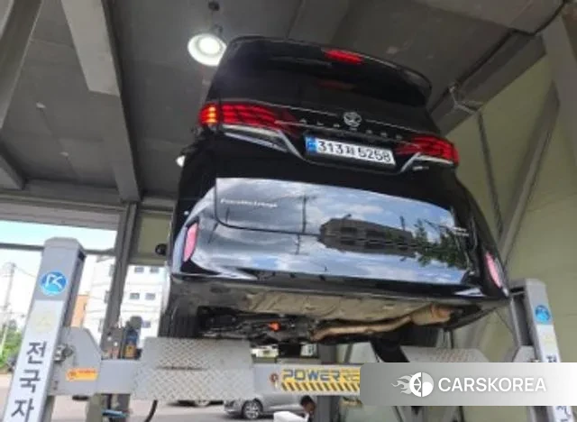 Toyota Alphard 4th Generation 2024 Черный из Кореи, фото 2