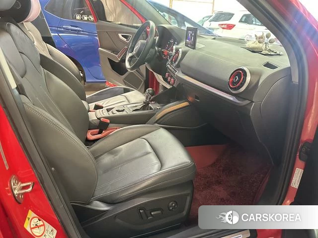 Audi Q2L 2022 Красный из Китая, фото 3