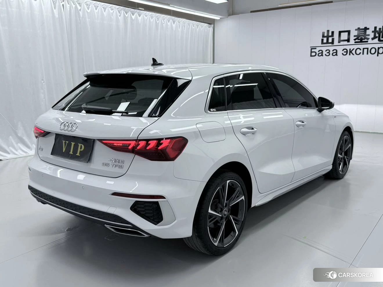Audi A3 2023 Белый из Китая, фото 2