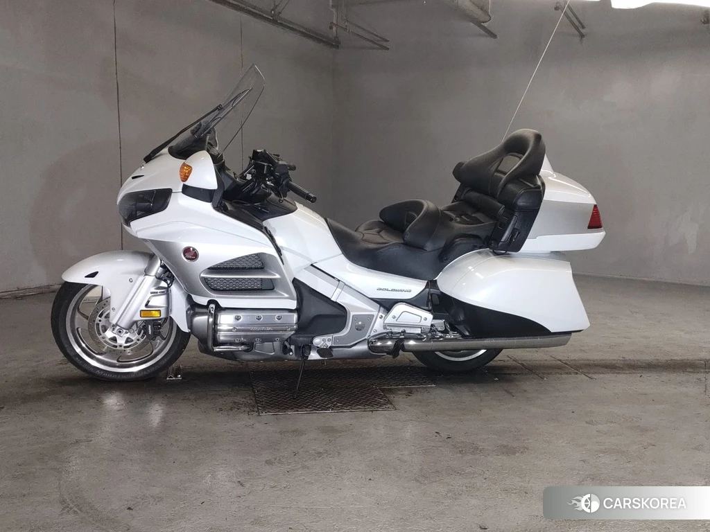 Проданный Honda GL1800 2016 из Японии, фото 2