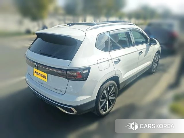 Volkswagen Tuyue 2024 Белый из Китая, фото 2