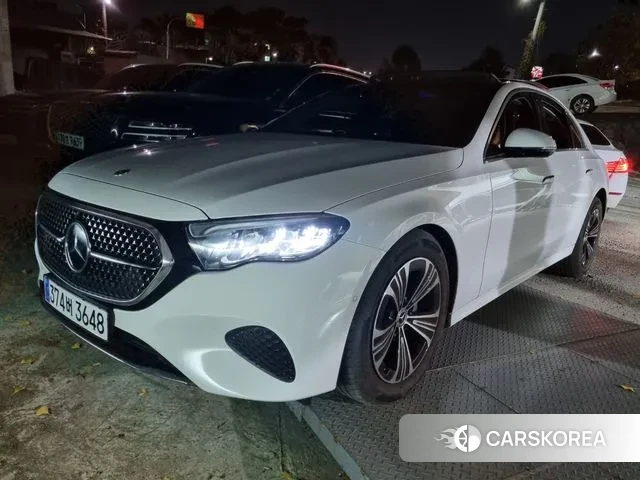 Mercedes-Benz E-Class W214 2025 Белый из Кореи, фото 5