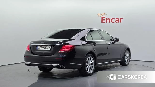 Mercedes-Benz E-Class W213 id 4647457 из Кореи 12