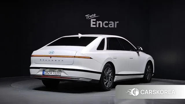 Hyundai Grandeur Hybrid (GN7) id 3482782 из Кореи 12