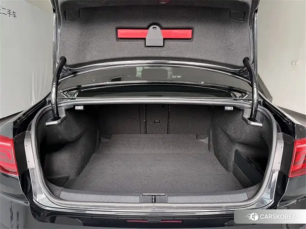 Volkswagen Magotan id 4514128 из Китая 9