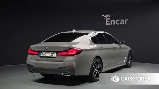 BMW 5 Series (G30) id 3032931 из Кореи 12