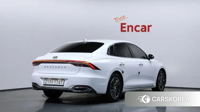 Hyundai The New Grandeur IG id 3681864 из Кореи 12