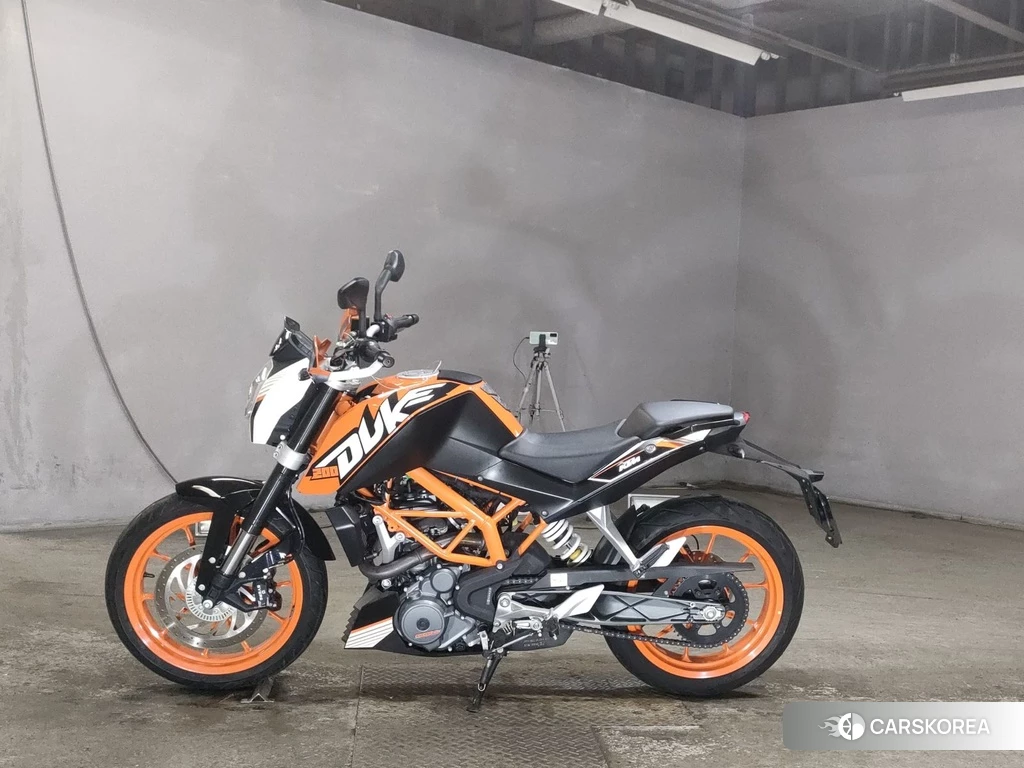 Проданный KTM 390 DUKE 2014 из Японии, фото 2
