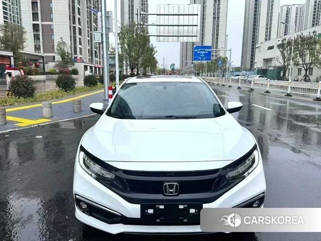 Honda Civic 2021 Белый из Китая, фото 2