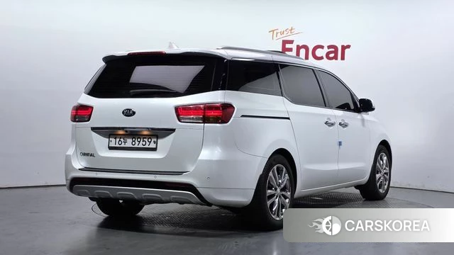 Kia All New Carnival id 4543719 из Кореи 12