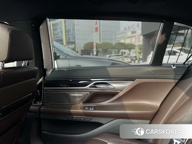 BMW 7 series id 4275223 из Китая 12