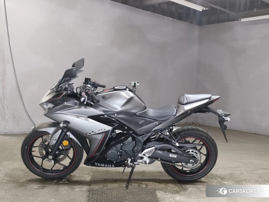 Проданный Yamaha YZF-R25 2016 из Японии