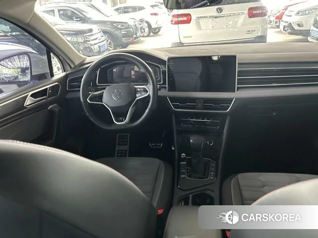 Volkswagen Tiguan X 2022 Белый из Китая, фото 2