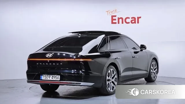 Hyundai Grandeur (GN7) id 3689642 из Кореи 12