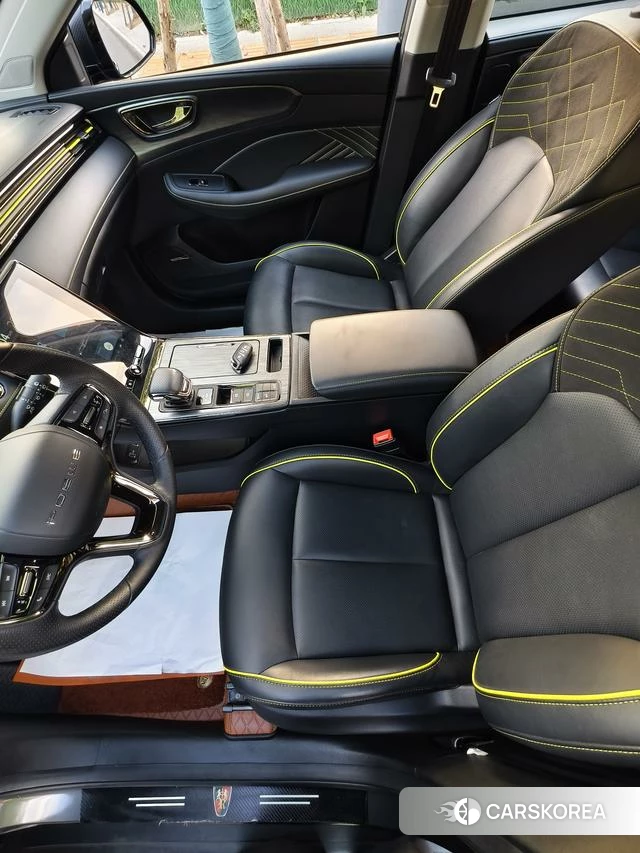 Roewe RX5 id 4216256 из Китая 9