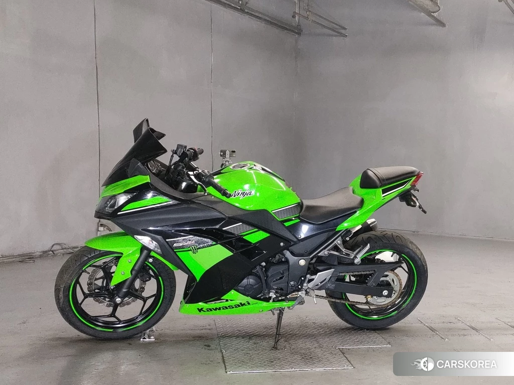 Проданный Kawasaki NINJA 250 2013 из Японии, фото 2