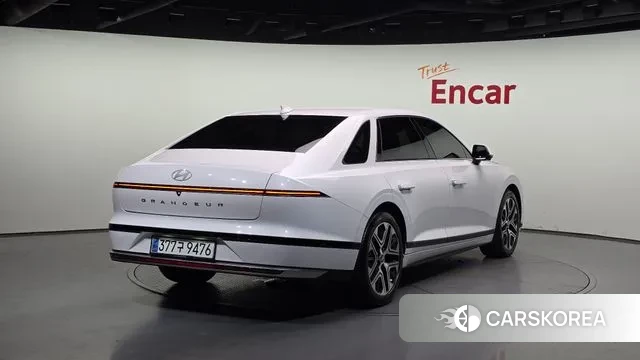 Hyundai Grandeur (GN7) id 3168709 из Кореи 12