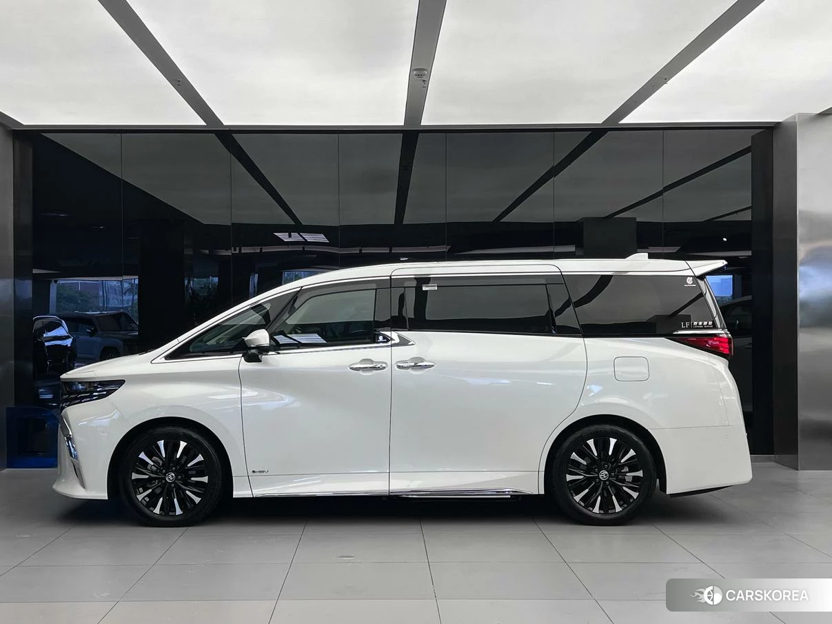Toyota Elfa id 4493067 из Китая 8