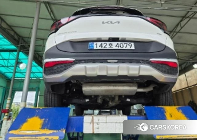 Kia Sportage 5th Generation Hybrid 2024 Белый из Кореи, фото 2