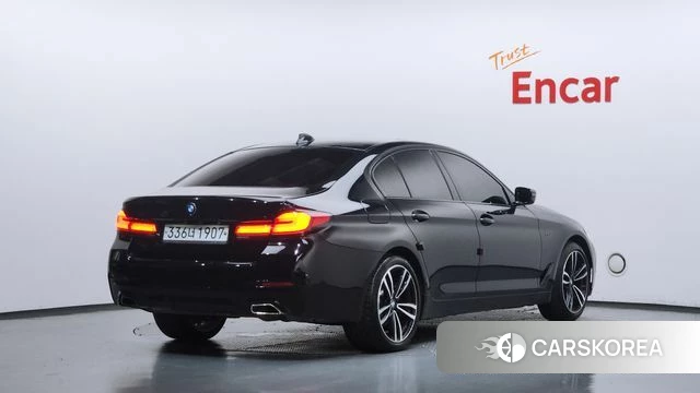 BMW 5 Series (G30) id 4849676 из Кореи 12