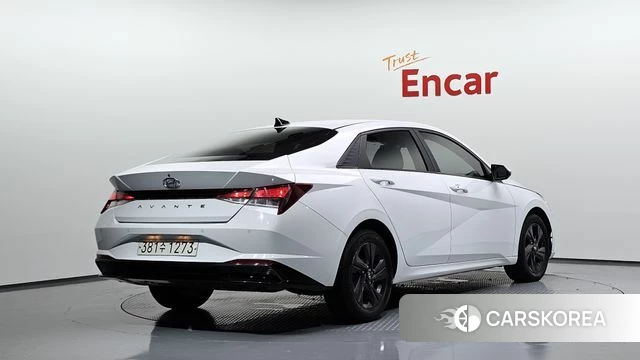 Hyundai Avante Hybrid (CN7) id 4657092 из Кореи 12