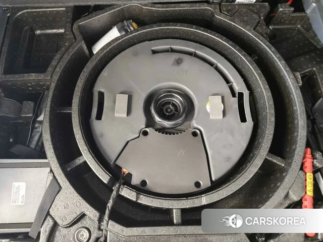 Audi Q5L id 4258210 из Китая 12