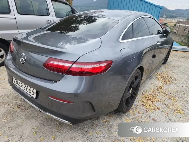 Mercedes-Benz E-Class W213 2018 Серый из Кореи, фото 2