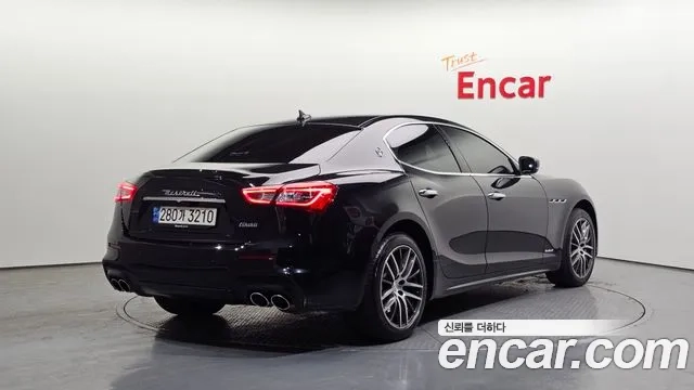 Maserati Ghibli id 2950905 из Кореи 12