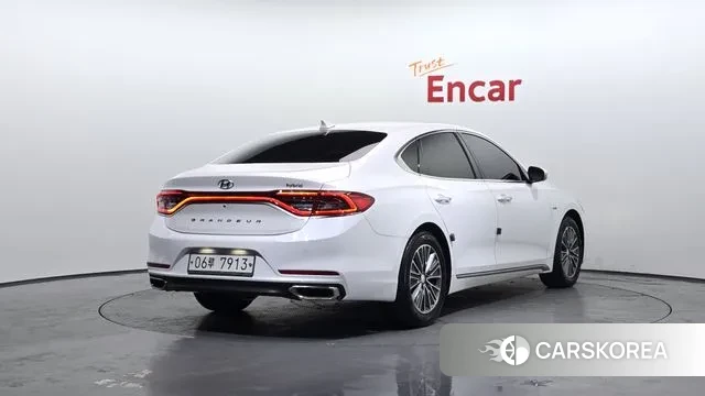 Hyundai Grandeur IG Hybrid id 3563174 из Кореи 12