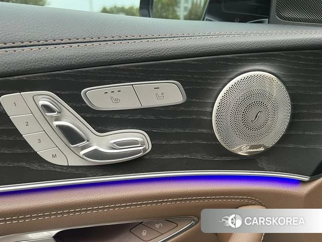 Mercedes-Benz E-class id 4209859 из Китая 11