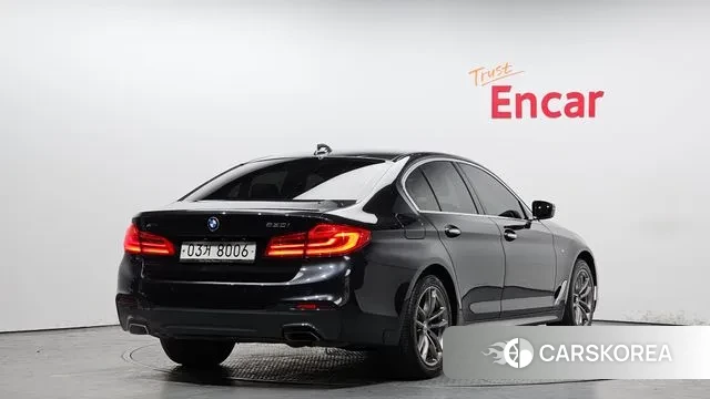 BMW 5 Series (G30) id 3709485 из Кореи 12