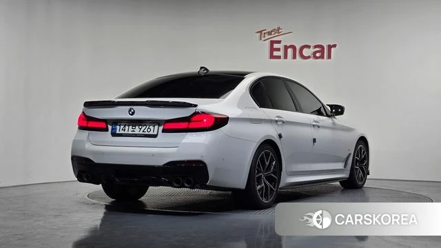 BMW 5 Series (G30) id 3910217 из Кореи 12