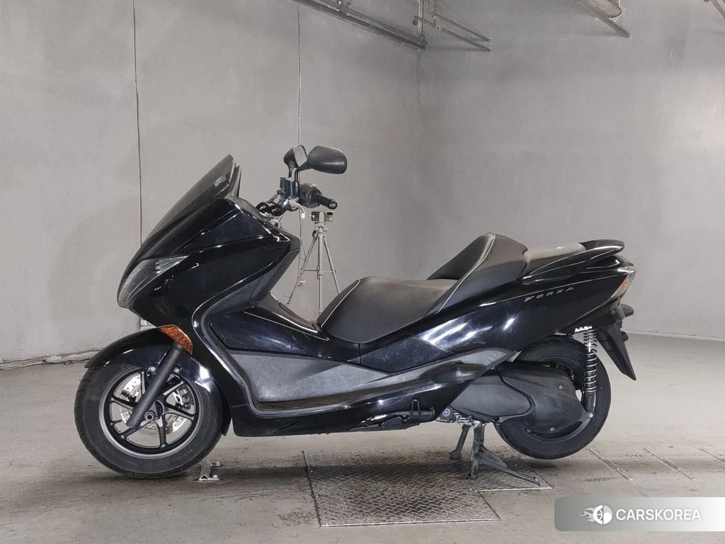 Проданный Honda FORZA Z 2012 из Японии, фото 2