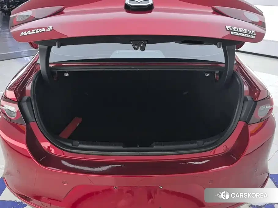 Mazda 3 id 4583790 из Китая 8